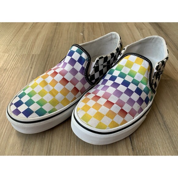 Women's Vans Low Top Slip On Rainbow Checkerboard US Size 8 500714 - Picture 1 of 9